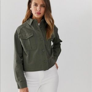 New Look cropped utility shacket in khaki